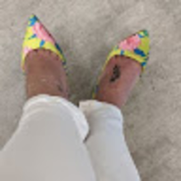 Meet your Posher, Ash - Picture 1 of 1